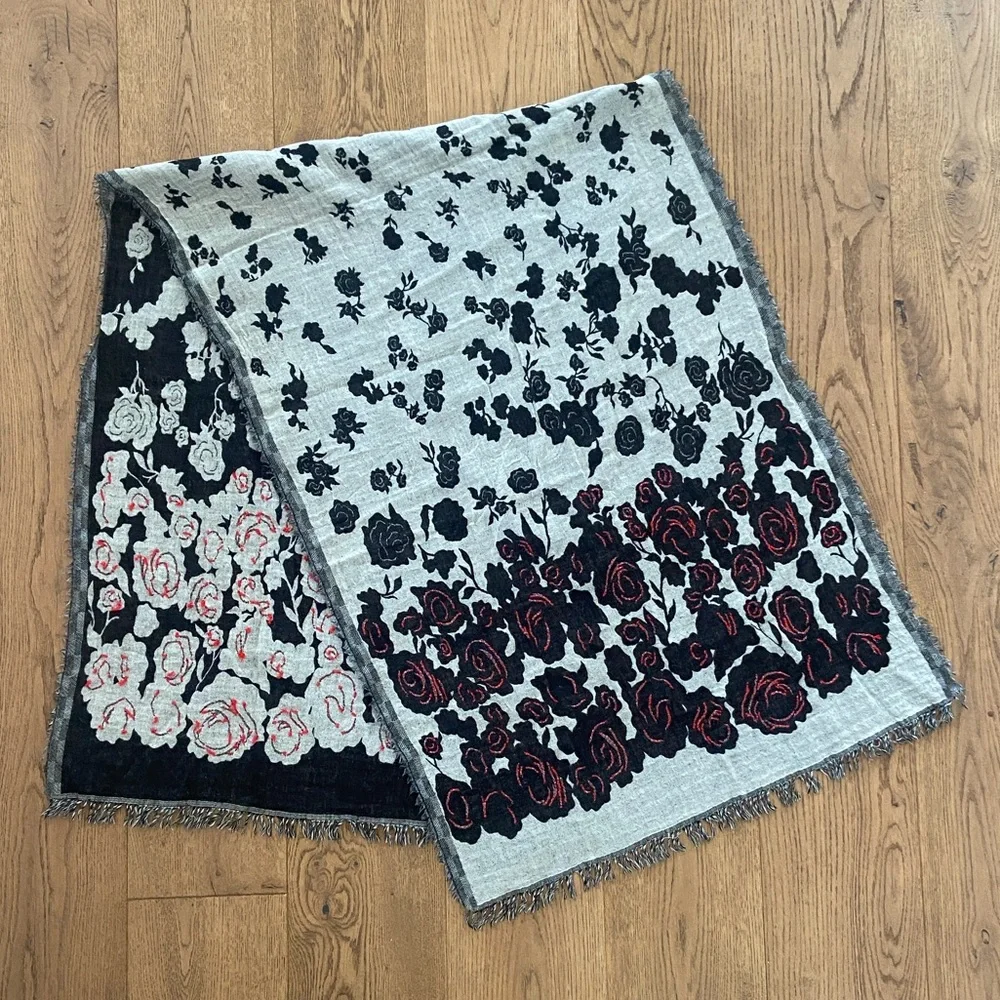 Wool Floral Print Scarf